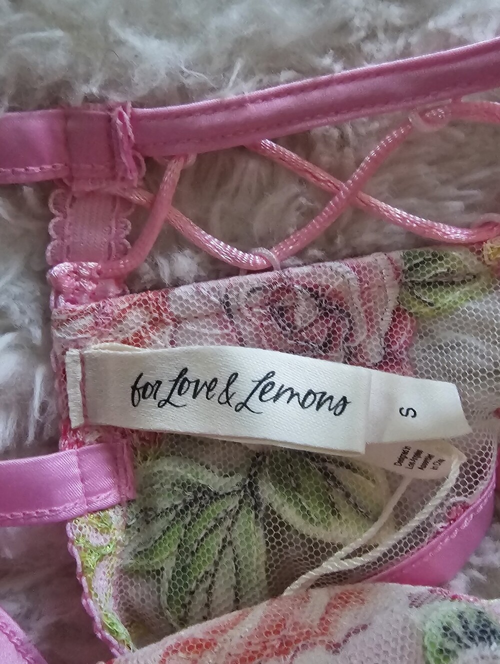 For Love And Lemons Needle Point Roses Set Small - Picture 6 of 15
